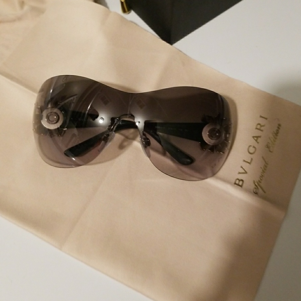 Women's sunglasses